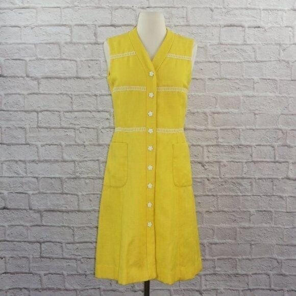 Vintage 60s Yellow Daisy Button Dress - Picture 2 of 10
